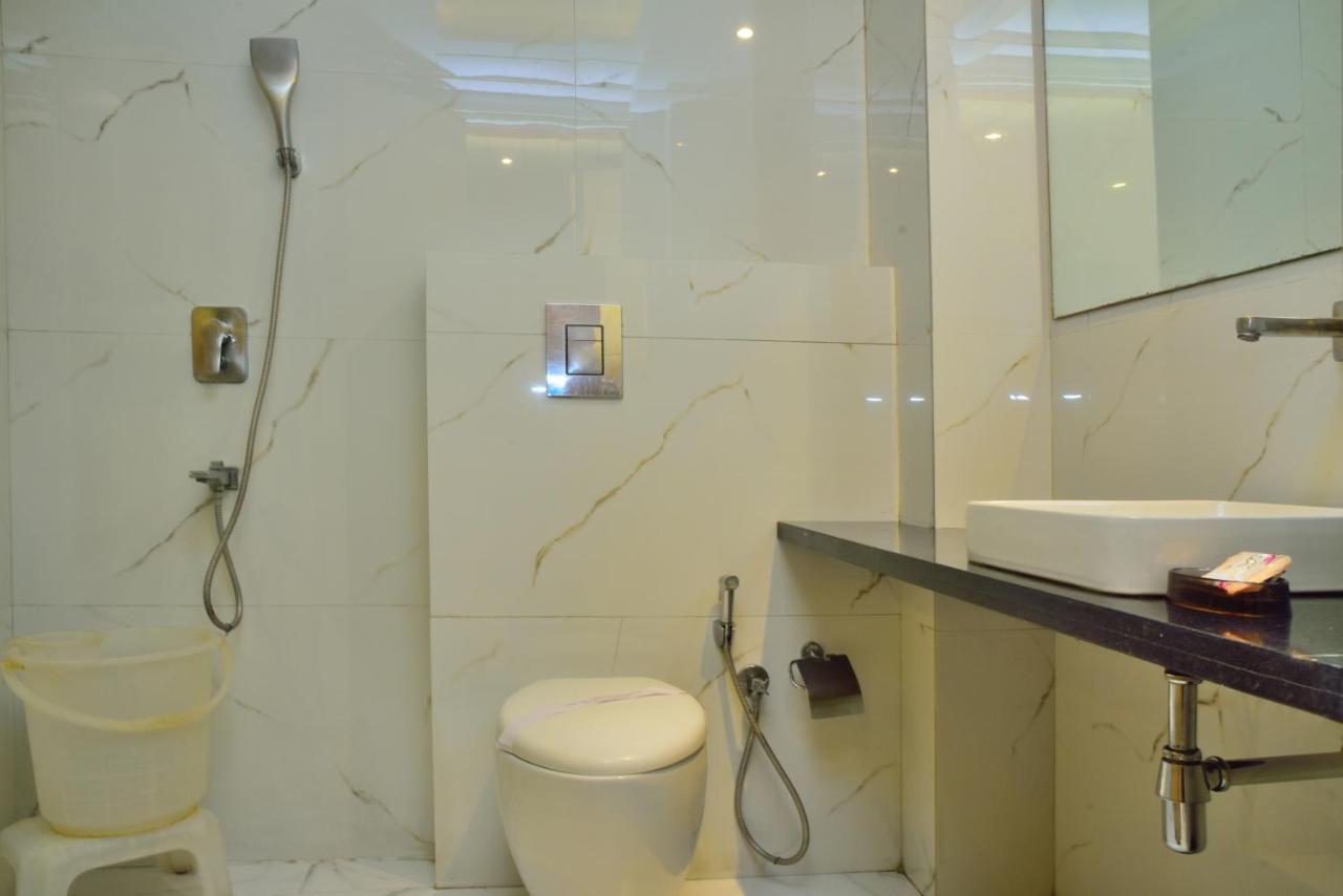 Hotel Aman Continental - 2Mins From Railway Station And 5 Mins From Metro Nové Dillí Exteriér fotografie